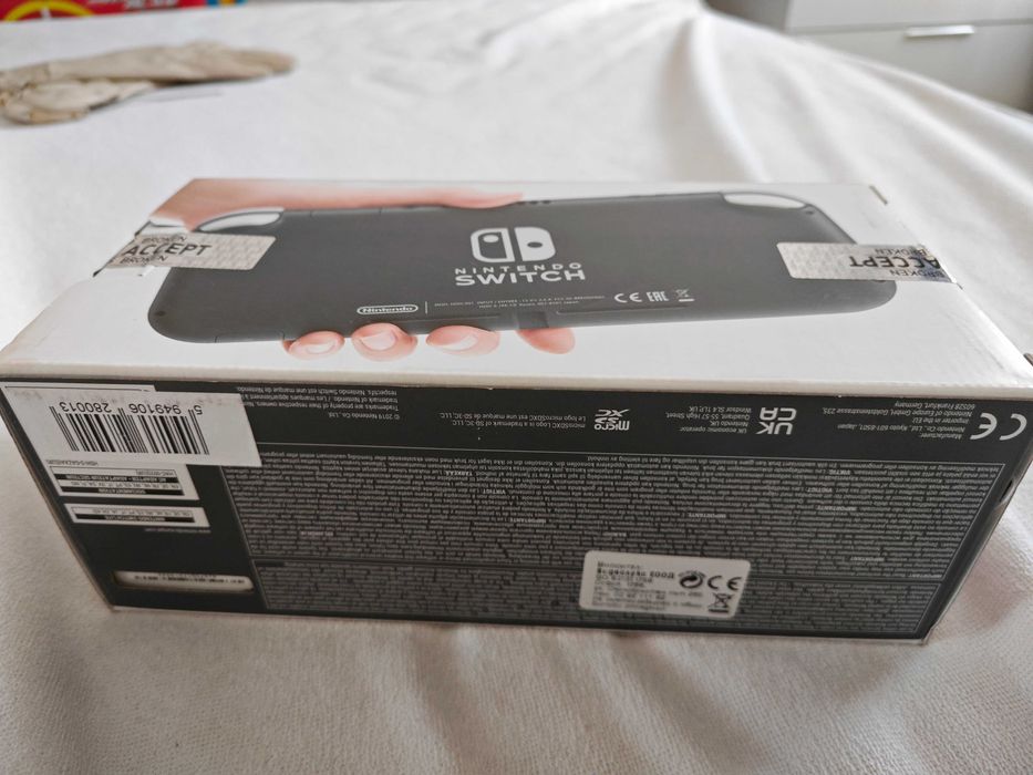 Nintendo swich lite grey