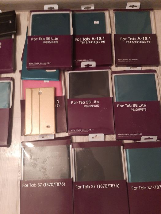 Продам чехлы для  планшетов