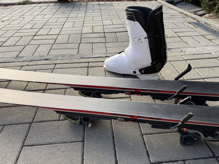 Schiuri atomic 166 cm + clapari salomon 44-45