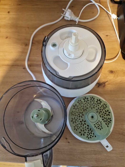 Philips Avent aparat de gatit cu abur si blender 4 in 1