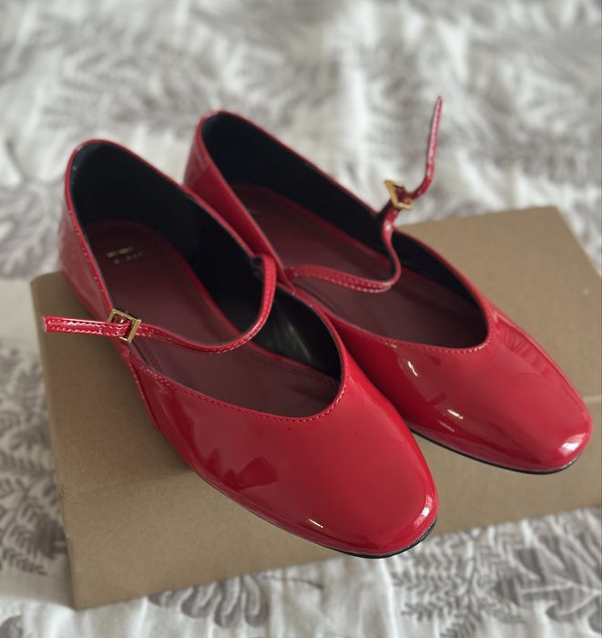 Балетки Мэри Джейн лакированные красные
