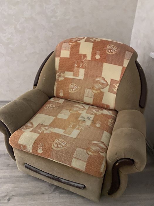 Продам диван и кресло