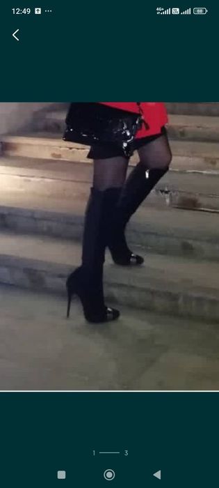 Срочно продам шикарные сапоги