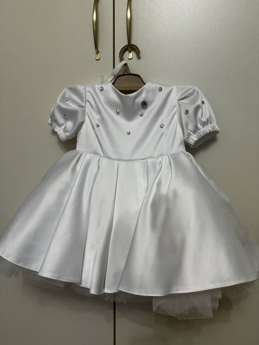 Нарядное платье для девочки