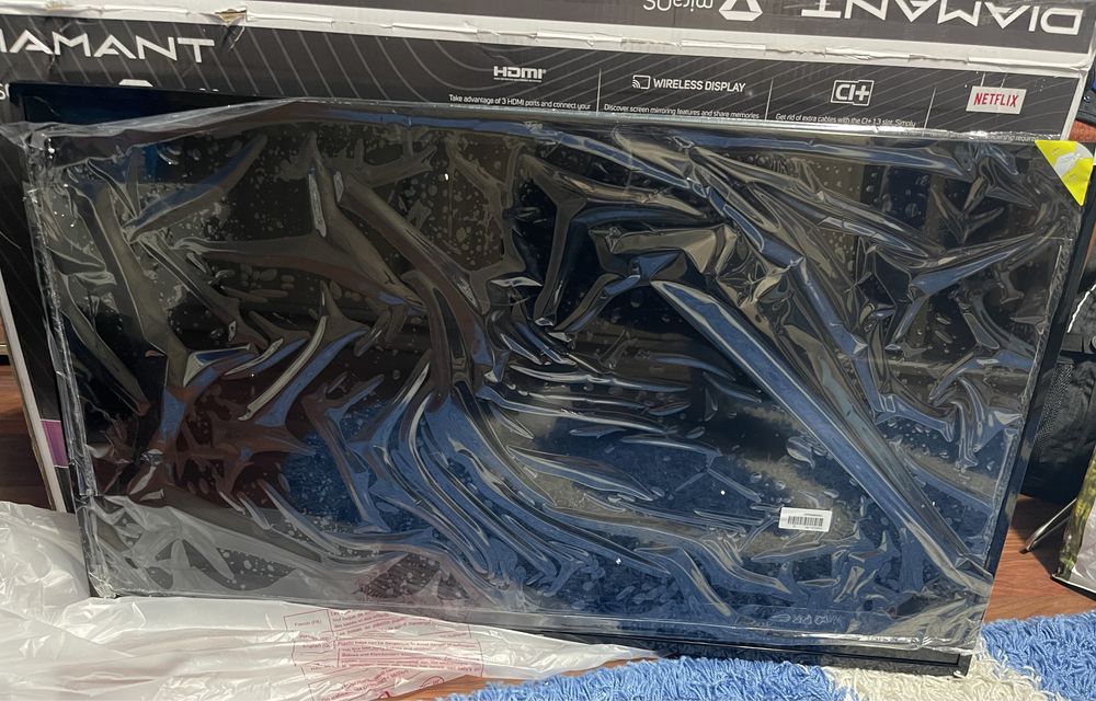 Televizor diamant 101 cm pentru piese