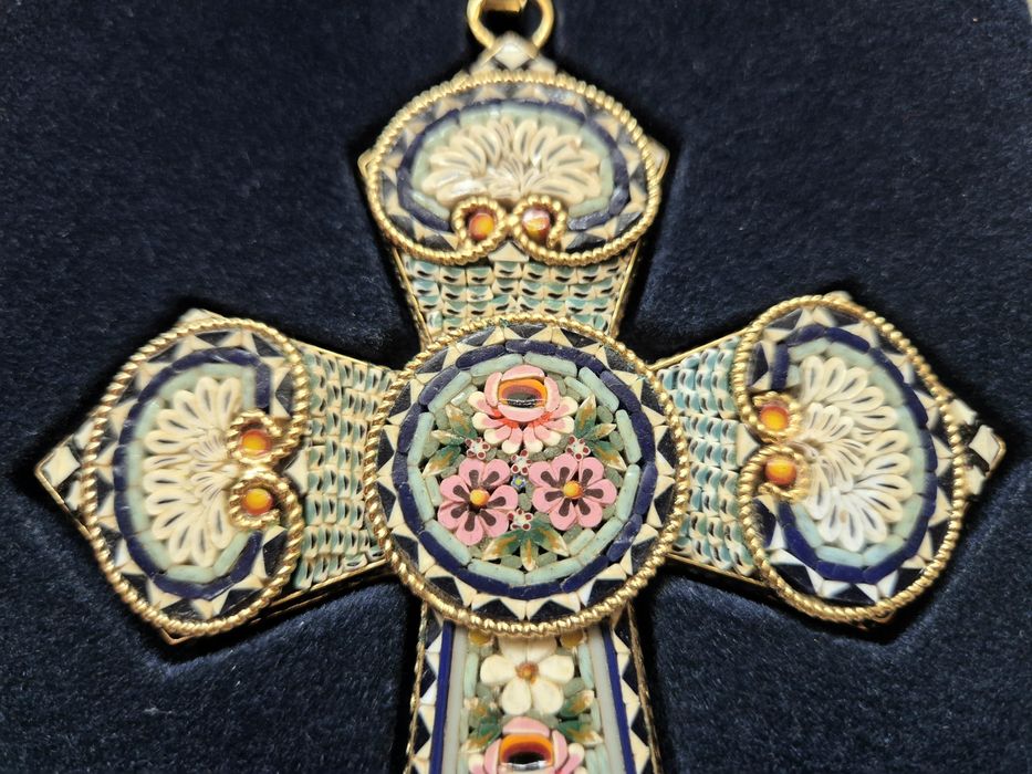 Италиански кръст от микромозайка – ръчна изработка, 15 см