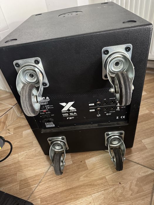 Subwoofer activ FBT Xsub 115SA/cu husa/Stare perfecta de functionare!