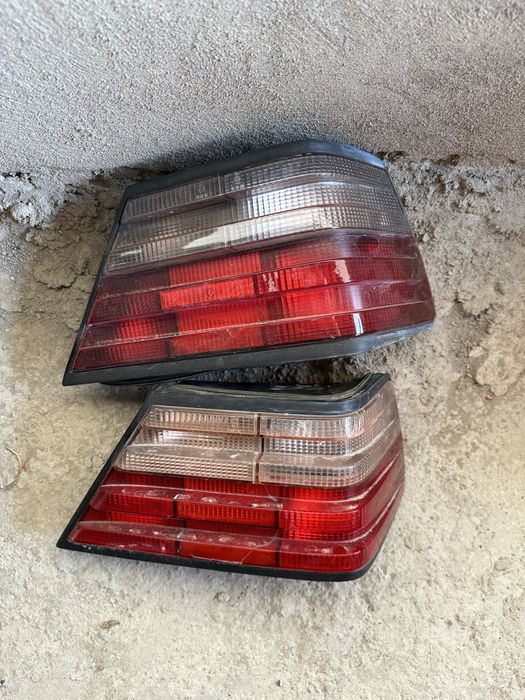 Мерсндэс 124 малинавый