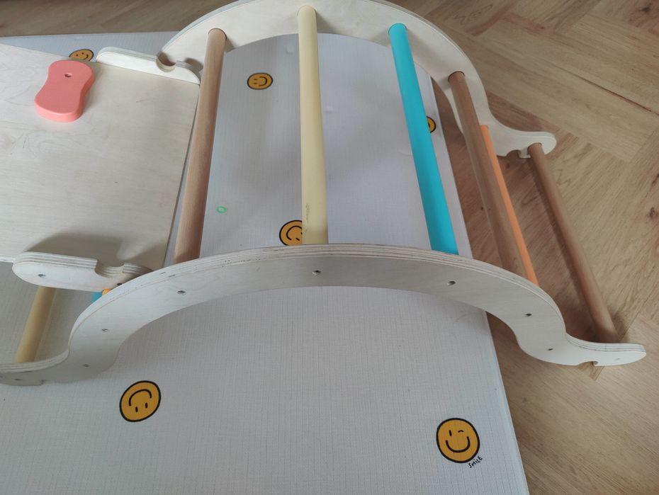 Триъгълник на Пиклер от три части