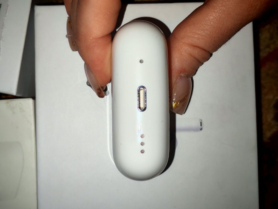 AirPods Pro 2 поколения