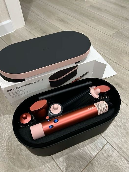 Pink Dyson airwrap
