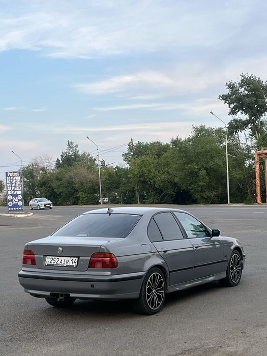 Бмв е39 в отлисном состоянии