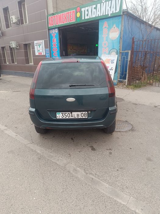 Ford Fusion срочно