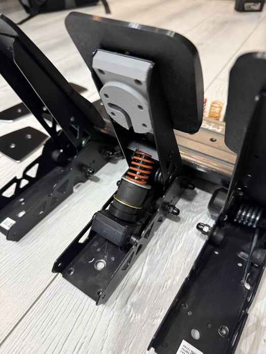 Продам педали. Moza srp