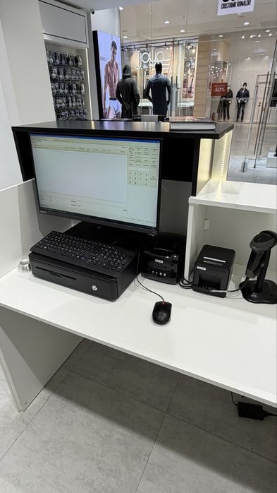Продается торговое оборудование для бизнеса