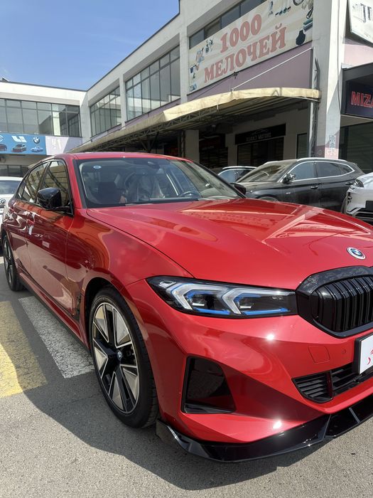 BMW i 3 L 40 2024 года выпуска