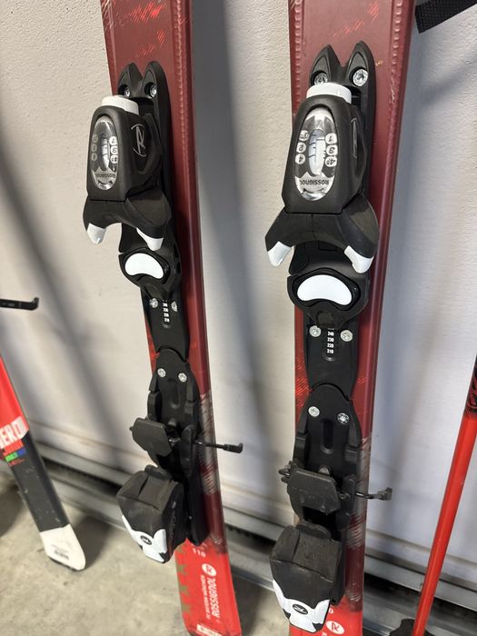 Детски ски и щеки Rossignol FC Bayern Munchen като нови!