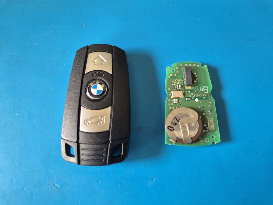 Ключ ОЕМ Bmw e90,е91,e92,е60,e61,e70,e87 868mhz-презареждаема Батерия!