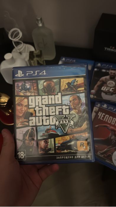 Продам игры на пс4 есть джойстик