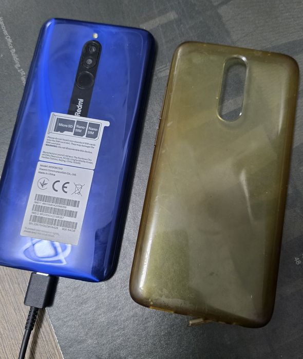 Xiaomi Redmi 8 blue sapphire