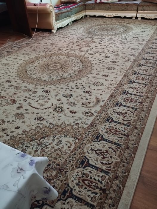 Продаю турецкий ковёр