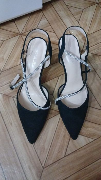 Продам платье вечернее. Туфли 40 рр