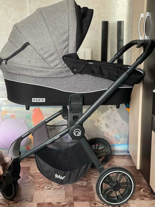 Продам коляску. Жезлонг. Автокресло