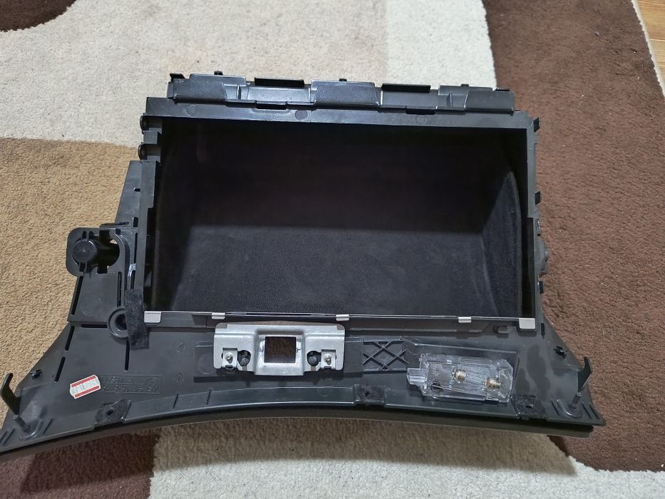 Бардачек от БМВ Е46