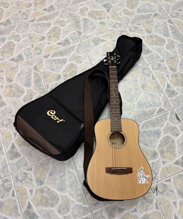 Гитара классическая.