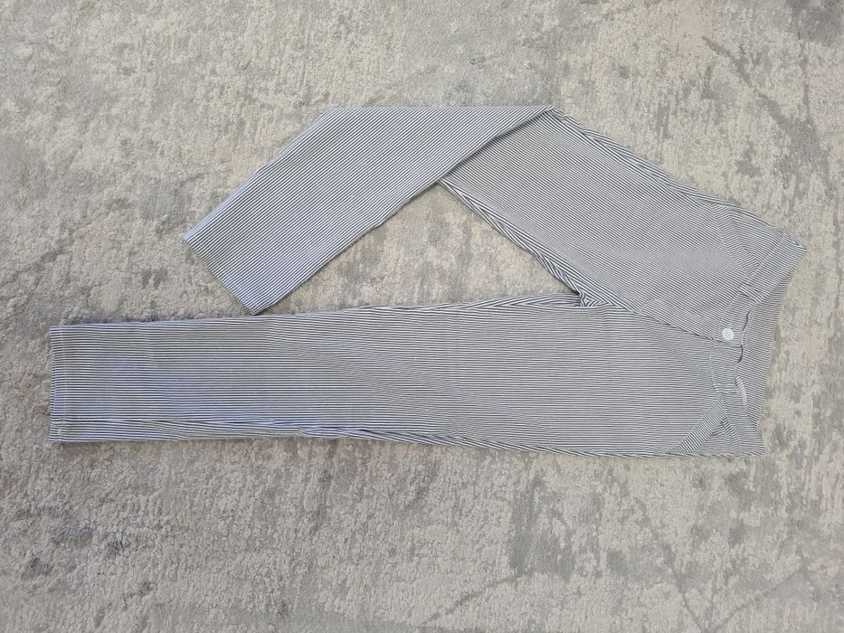 Pantaloni de vara masura M