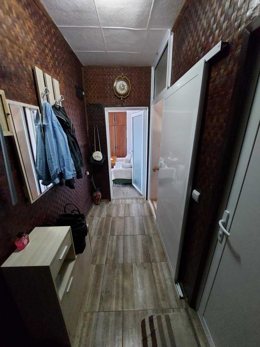 Продава се Двустаен апартамент в Търговище, Запад 2 - 65 кв.м за 1177 €/кв.м - Снимка #11