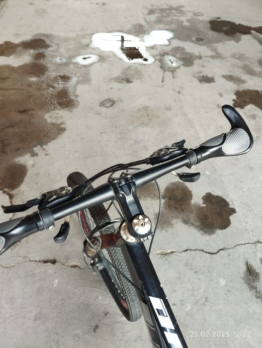 24razmerli velasipedii sotiladi