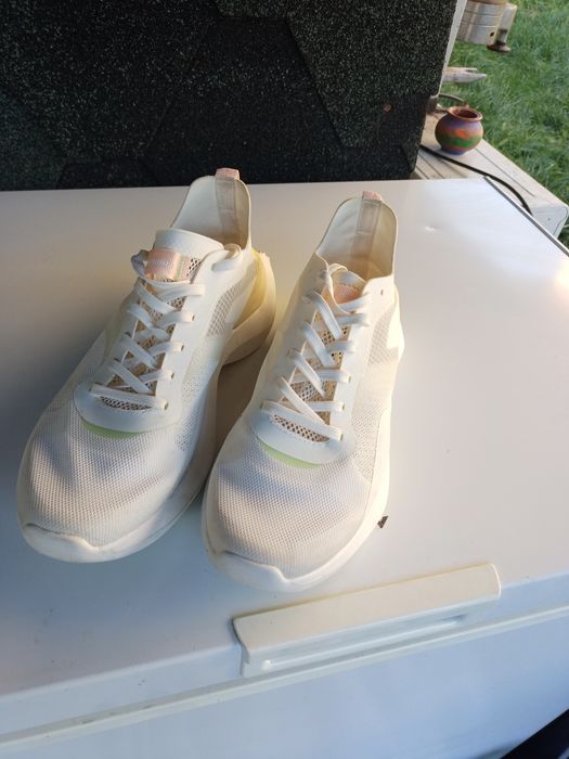 Маратонки Манго 40 номер