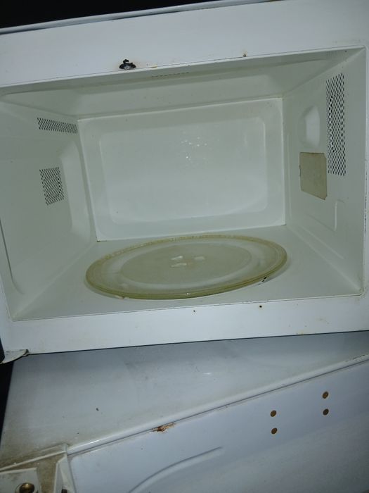 Продам микроволновку Панасоник