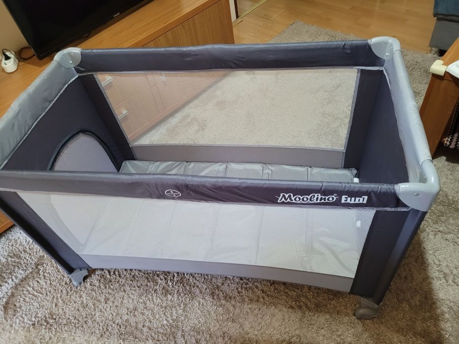 Pat pliabil de voiaj Moolino + saltea din spumă