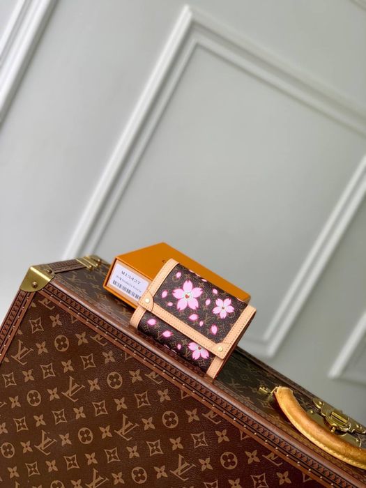 Colectia Louis Vuitton Blossom