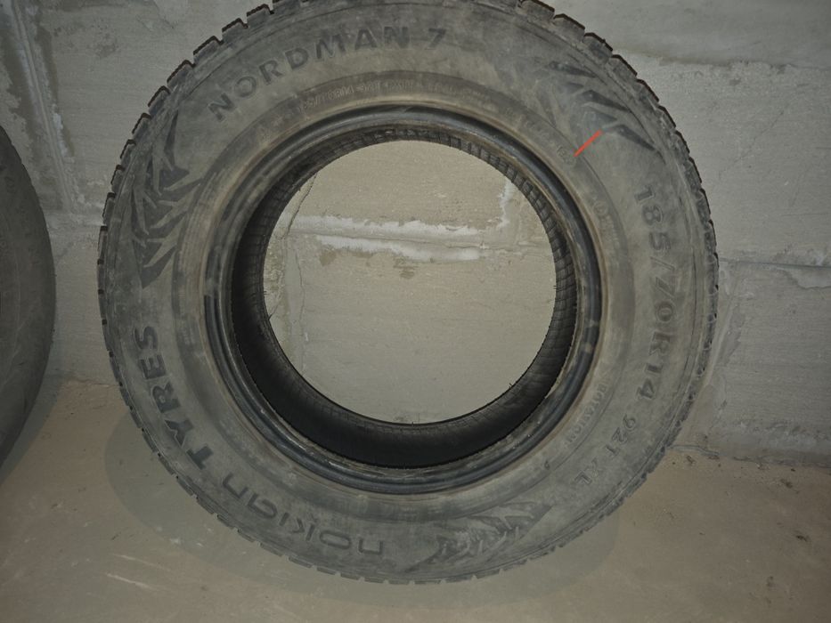 Продам замние шины