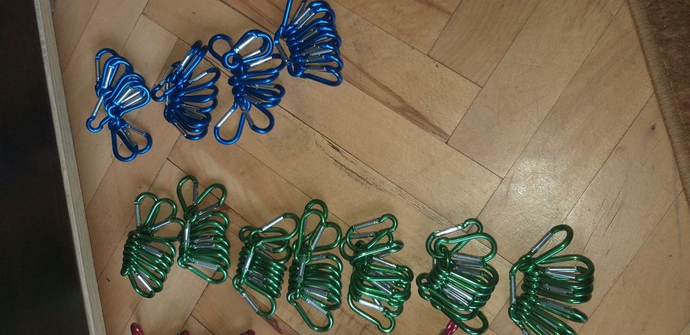 Карабинки чисто нови