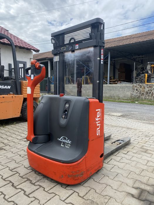 De inchiriat transpalet electric