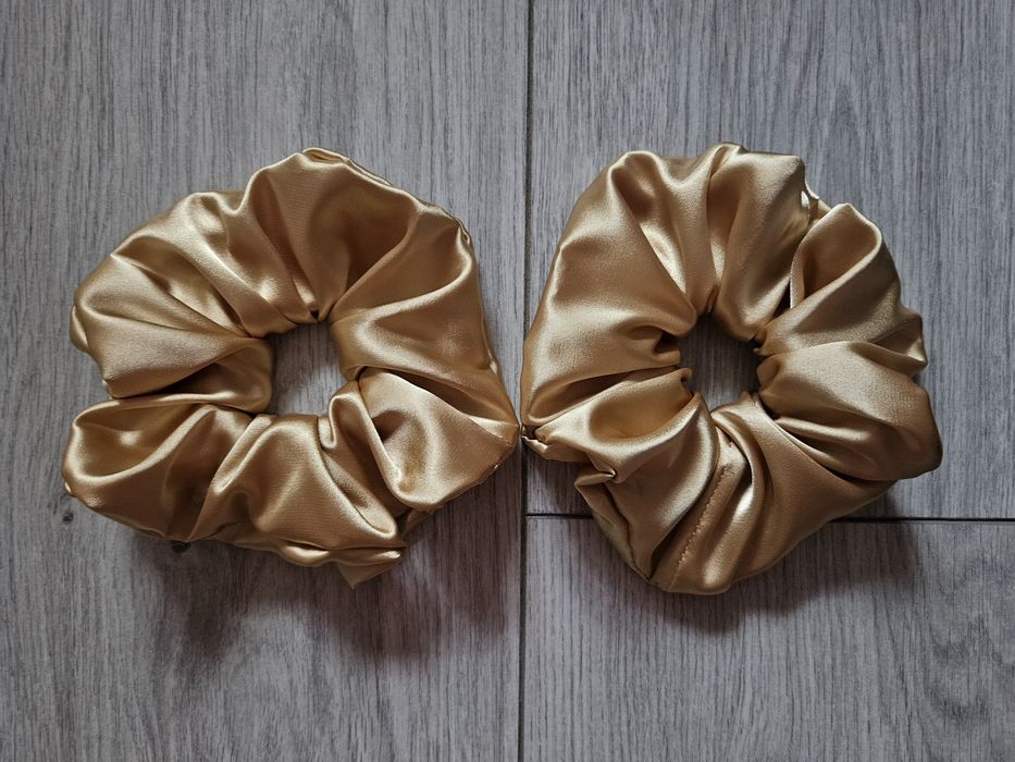 Скрънчи /ластак за коса/