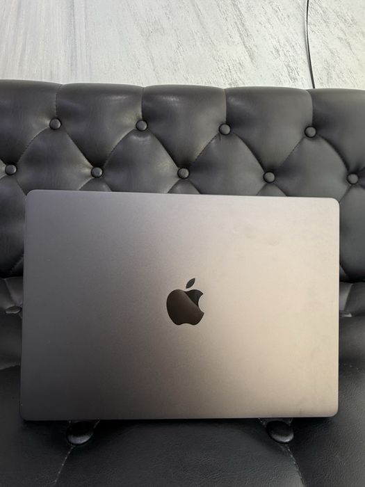 Apple Macbook Pro M4 Pro  2024 в идеальном состонии