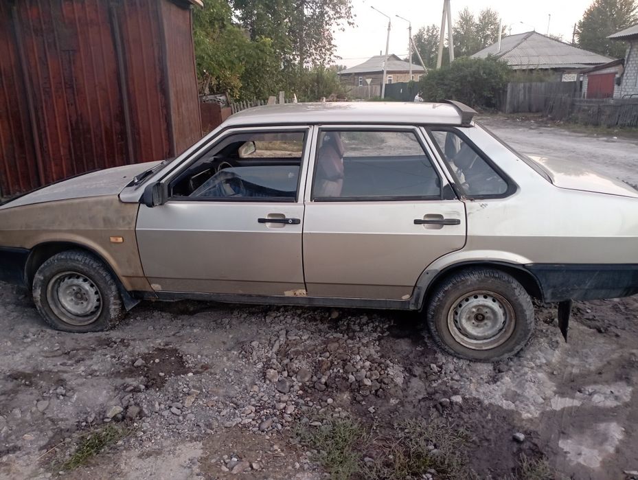 Продам машину 99