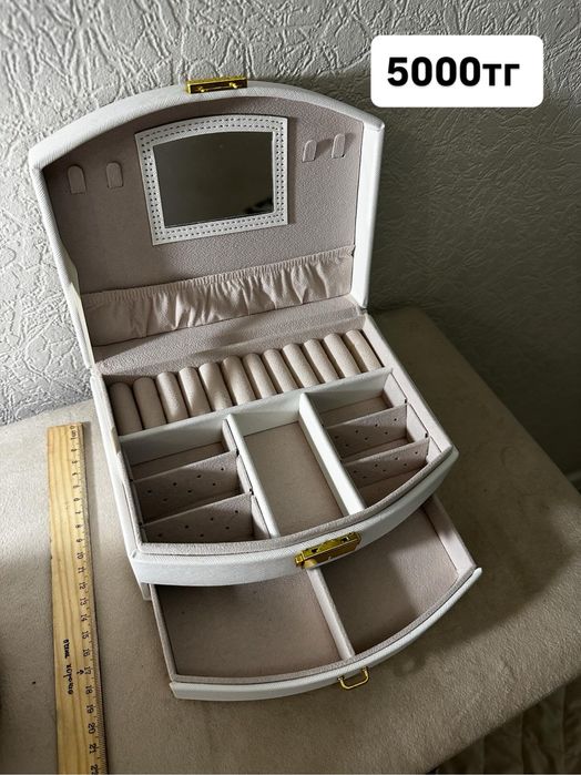 Бокс шкатулка для хранения украшений