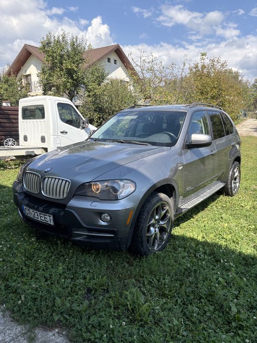 Vand Bmw X5 3.0 si/ Usor Avariat / Deplasabil pe rotii