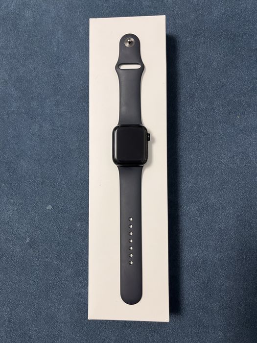 Apple Watch SE, 2nd gen, 40 mm