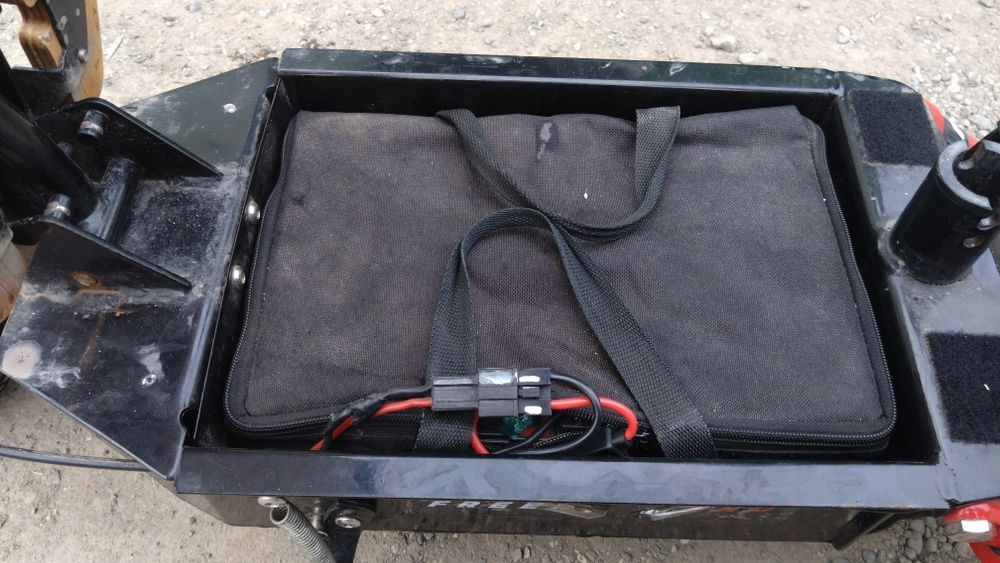 Trotinetă Electrica cu scaun Eflux