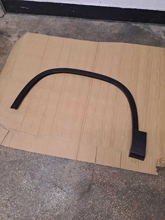 Overfender bandou stanga fata VW Tiguan an 2007-2010