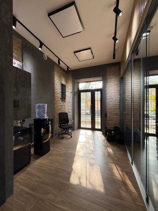 Аренда помещения, ЖК Барокко, Гидрометцентр 75 м² + 20 м² веранда