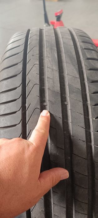 Vând anvelope vara 235/55/R18