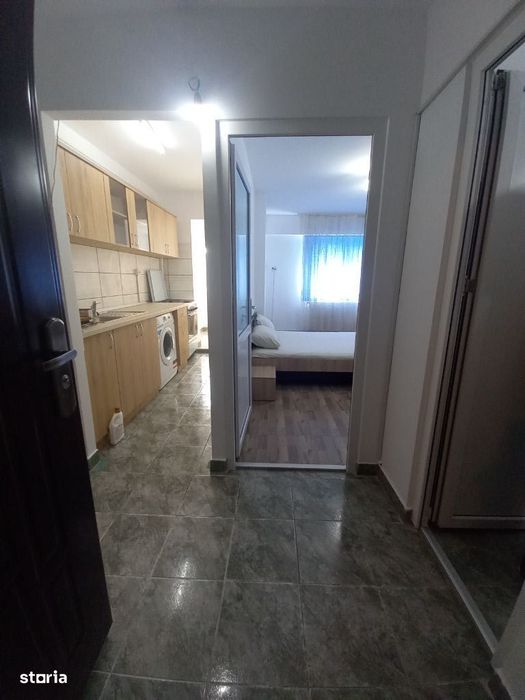 Ofer spre închiriere garsoniera Mioveni